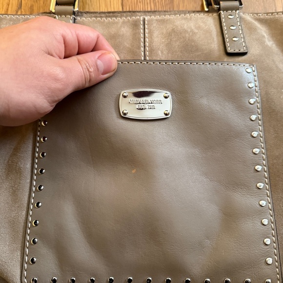 Womens Michael Kors Suede purse - Picture 3 of 10